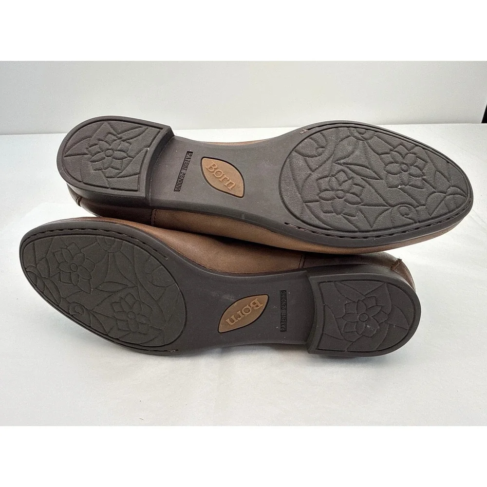 Born Chelsea Boots Women's 7.5 Brown Leather Elastic Ankle Flat Minimalist
